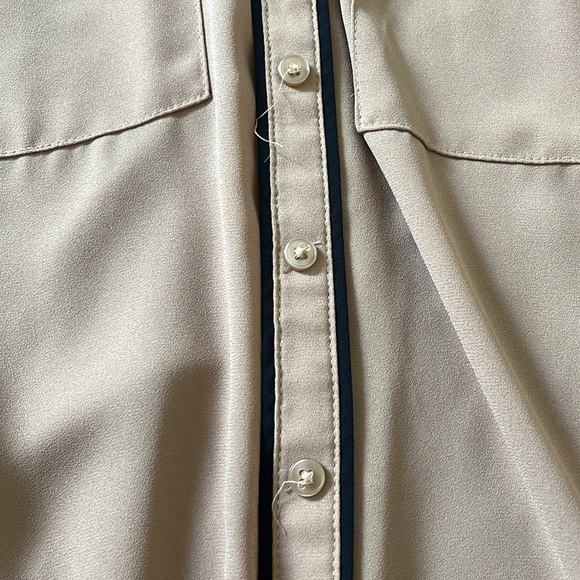 Express button down size xs - Picture 3 of 3